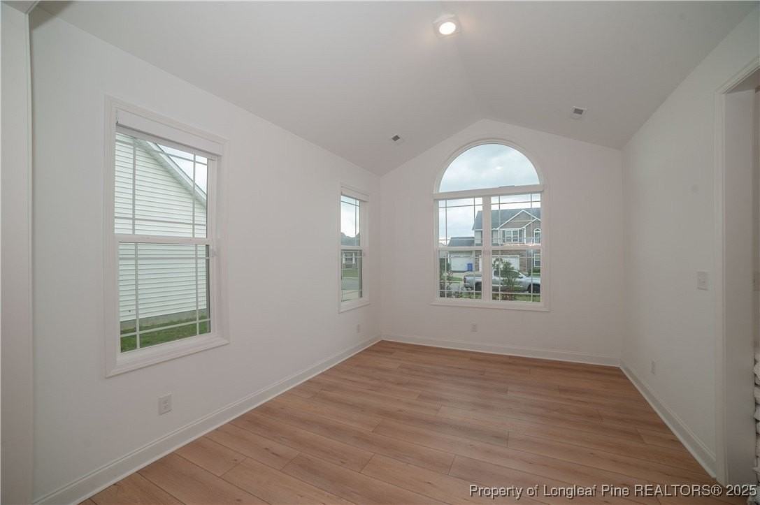 212 Stafford Ave - Photo 3 of 41