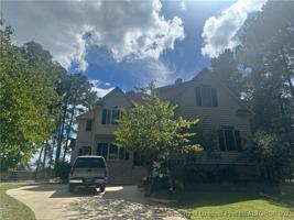 featured image of 143 Fairway Ln