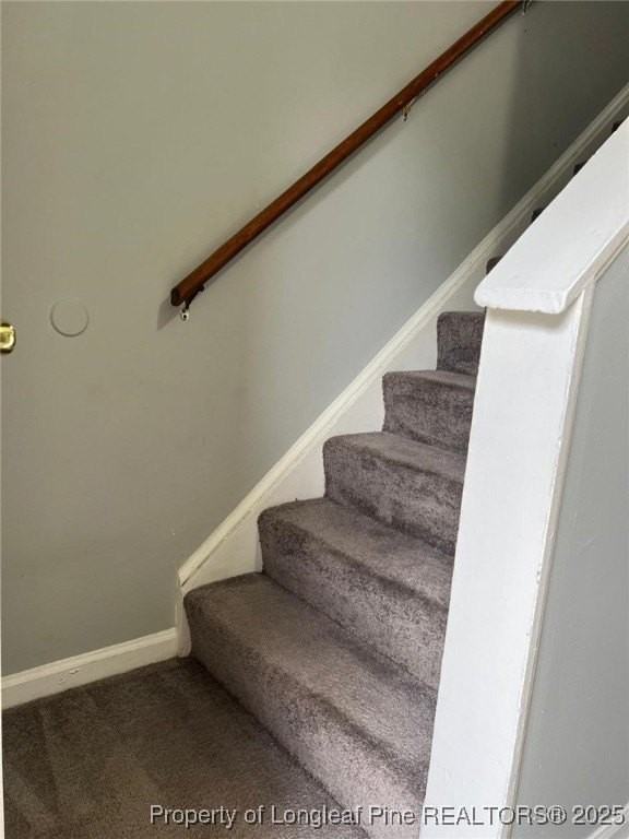 5725 Aftonshire Dr - Photo 2 of 30