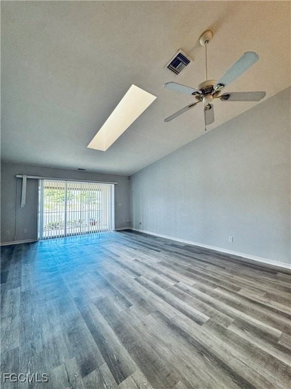 1320 Se 6th Ave - Photo 3 of 50