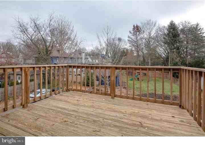 311 309--311 WARWICK ROAD - Photo 3 of 12