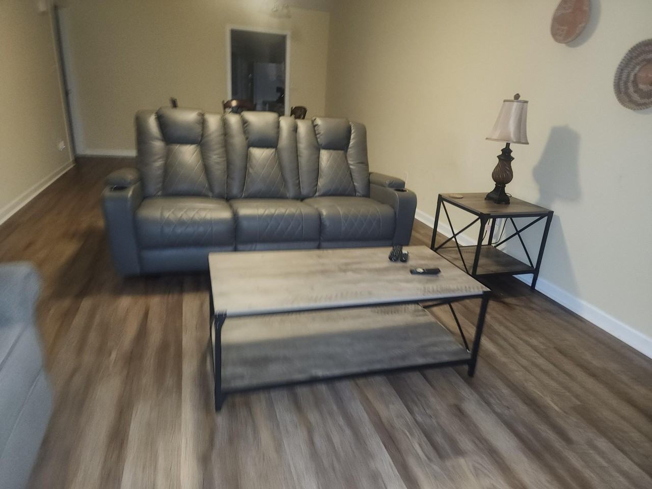 540 Edgecliff Ln - Photo 7 of 32