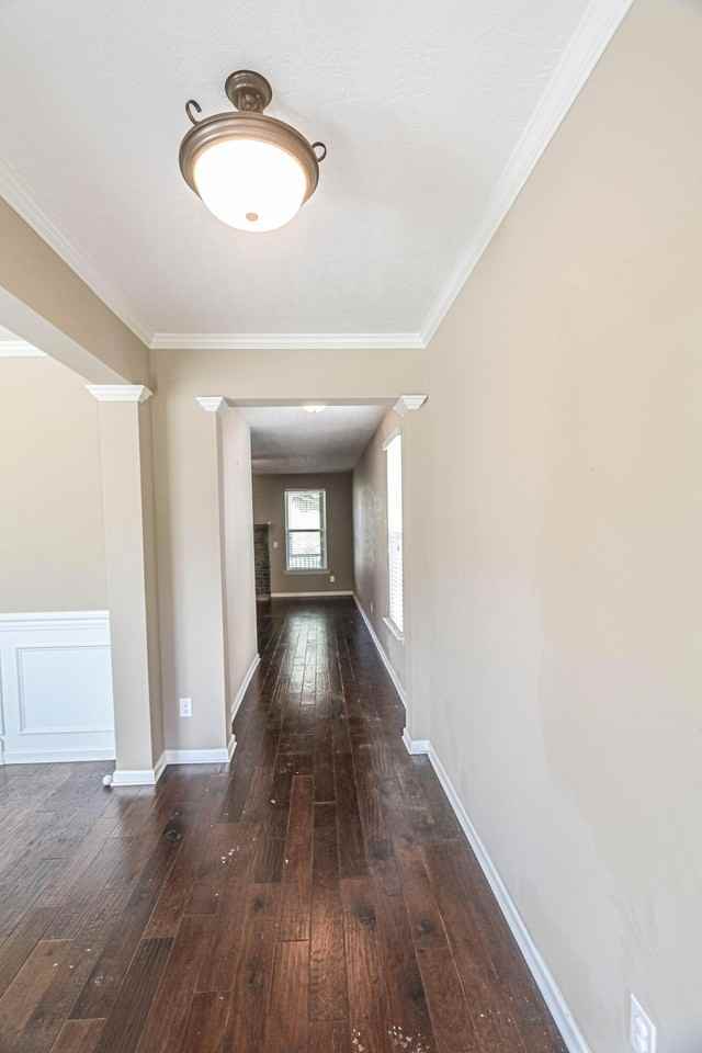 479 Sebastian Dr - Photo 5 of 50