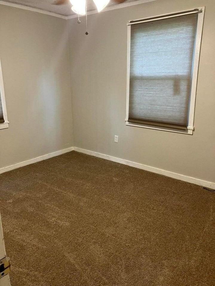 2490 Coleman Ave - Photo 7 of 9