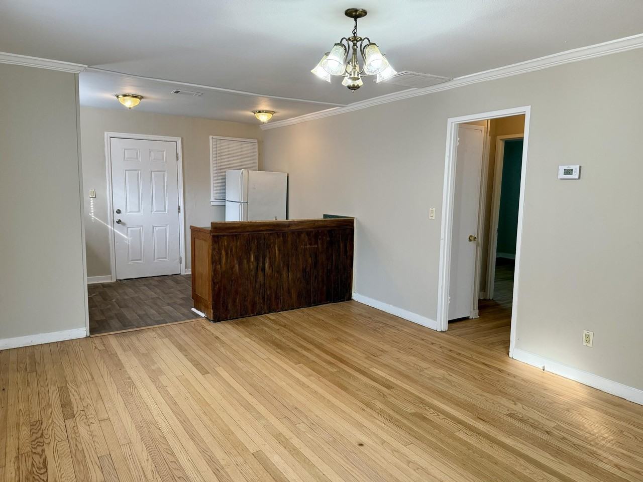 2550 Lyman St - Photo 6 of 17