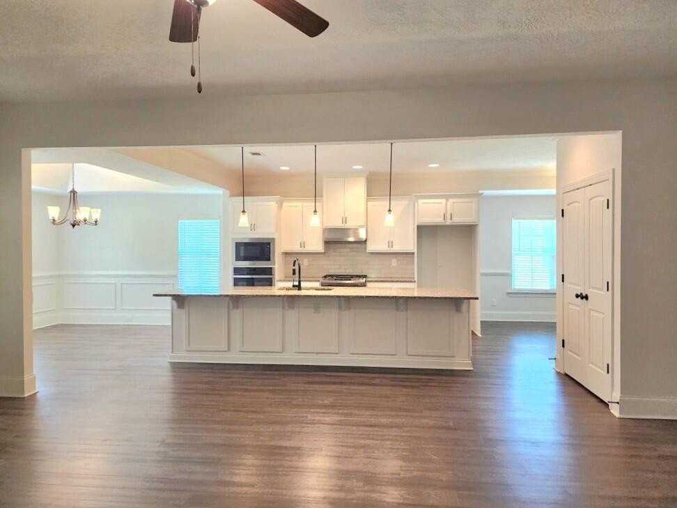 734 Bancroft Dr - Photo 6 of 23