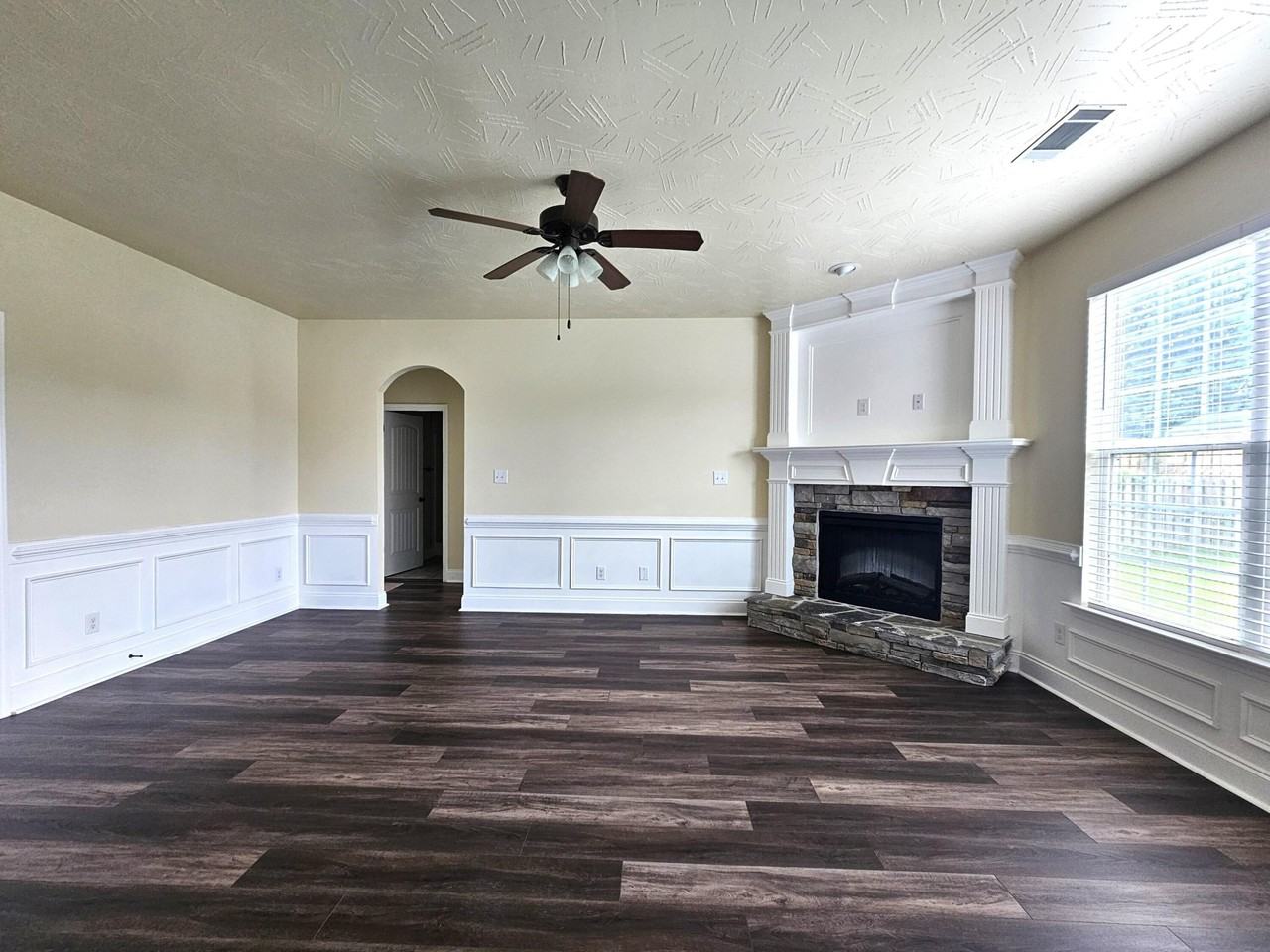 3019 Kilknockie Dr - Photo 5 of 30