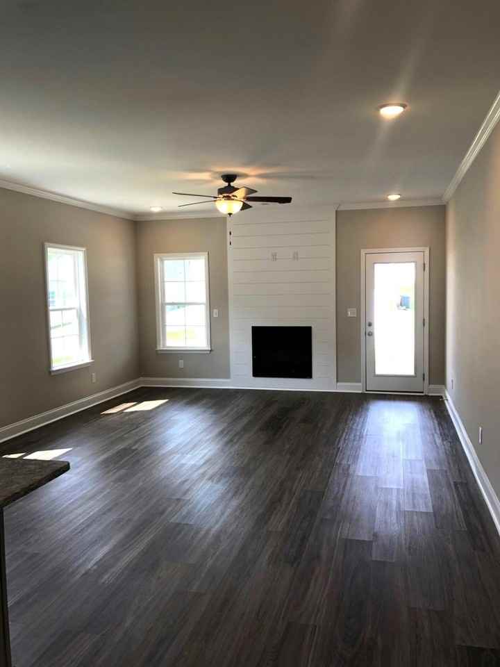 246 Andrews Ln - Photo 5 of 17