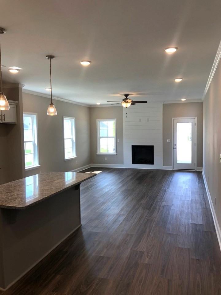 246 Andrews Ln - Photo 6 of 17