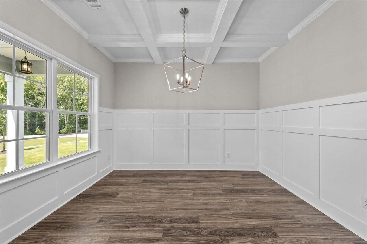 246 Andrews Ln - Photo 7 of 17