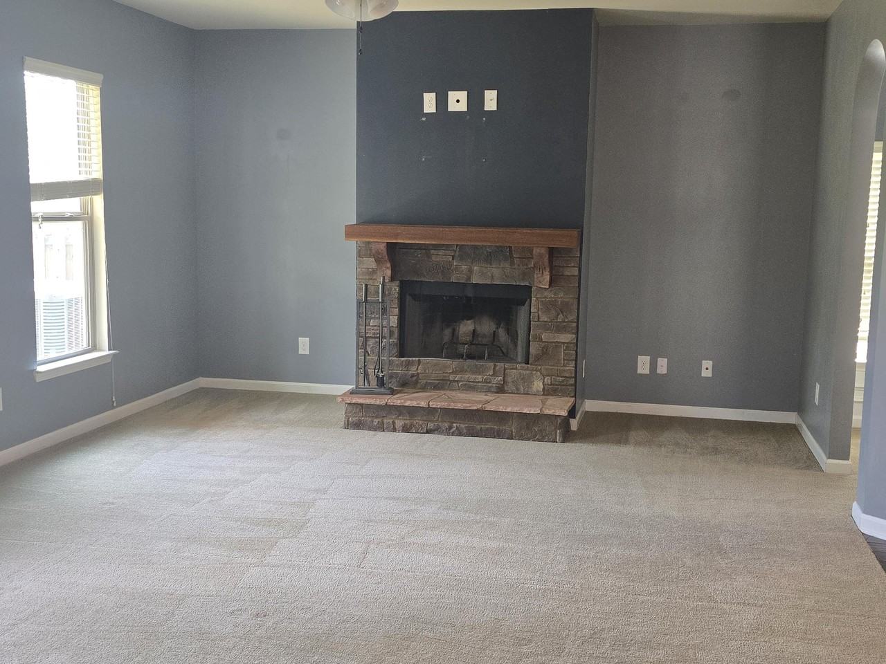 4416 Grove Landing Dr - Photo 3 of 25