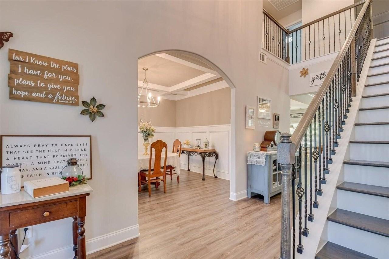 3025 Bannack Ln - Photo 4 of 25