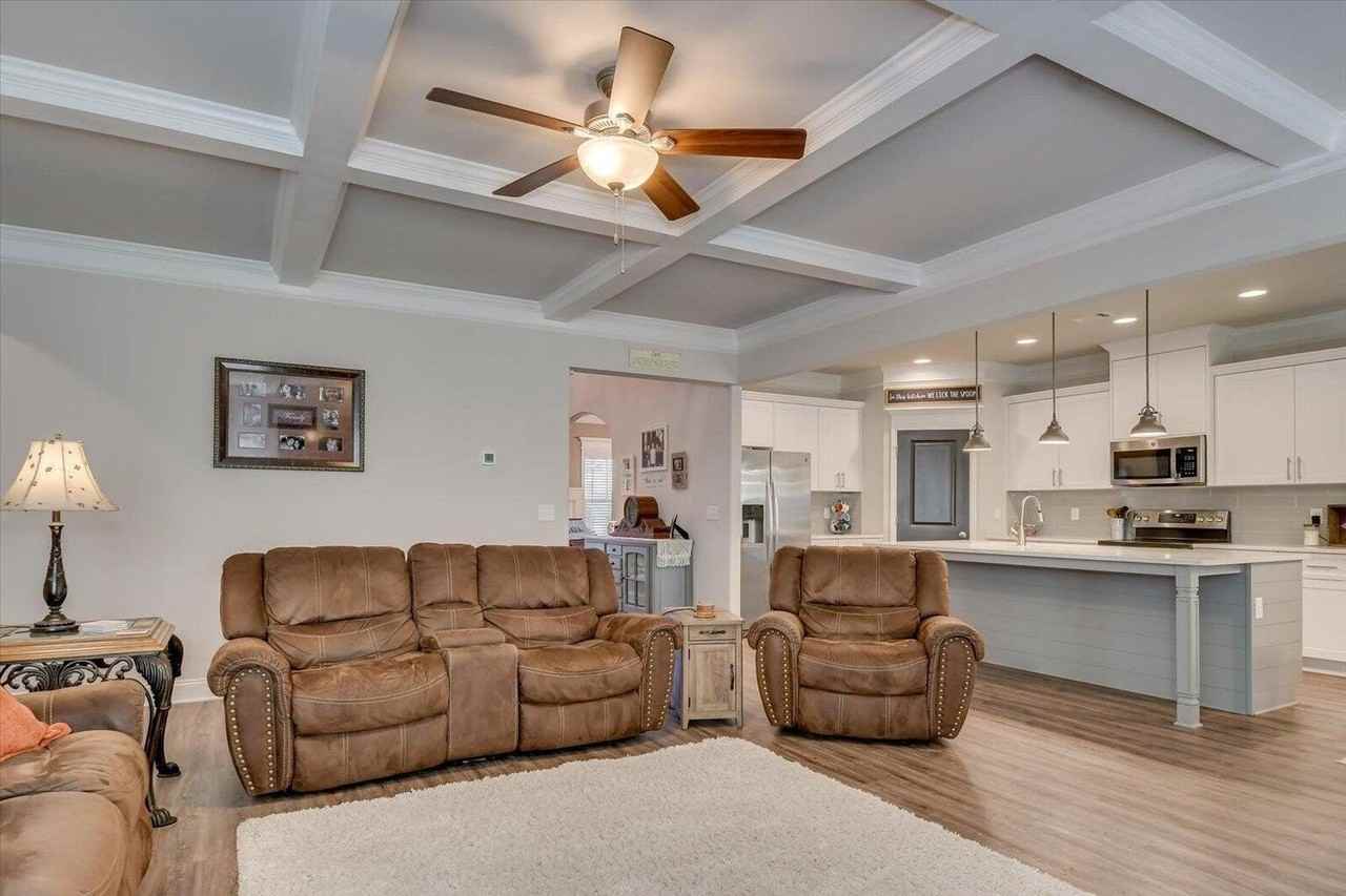 3025 Bannack Ln - Photo 7 of 25