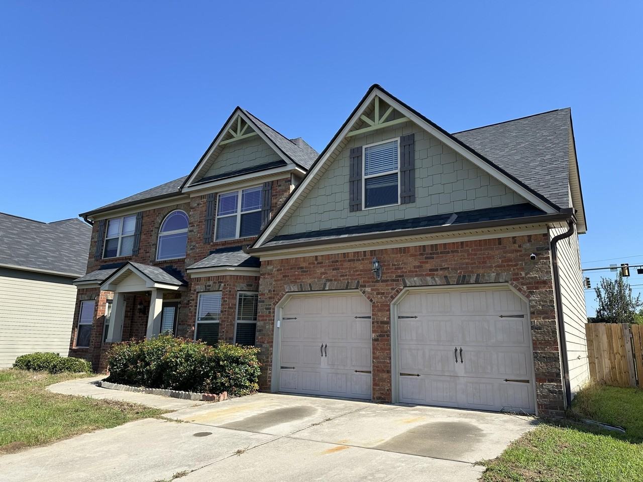 3078 Parkridge Dr - Photo 4 of 39