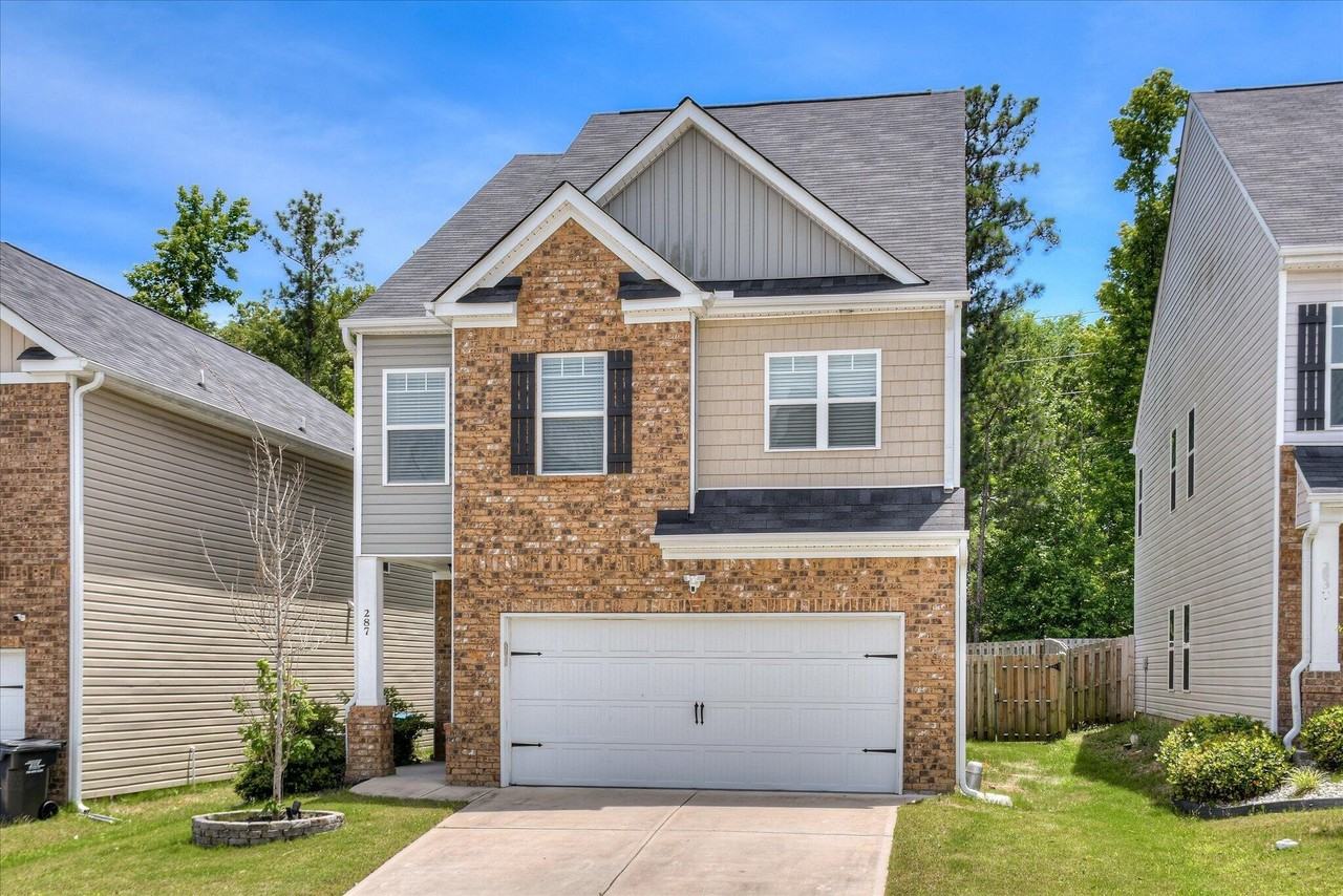 287 Claudia Dr - Photo 3 of 38