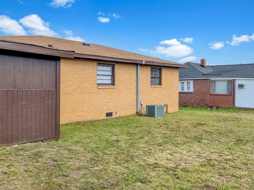 506 Weed St - Photo 2 of 11