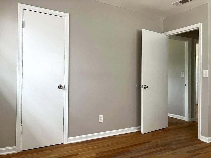 506 Weed St - Photo 3 of 11