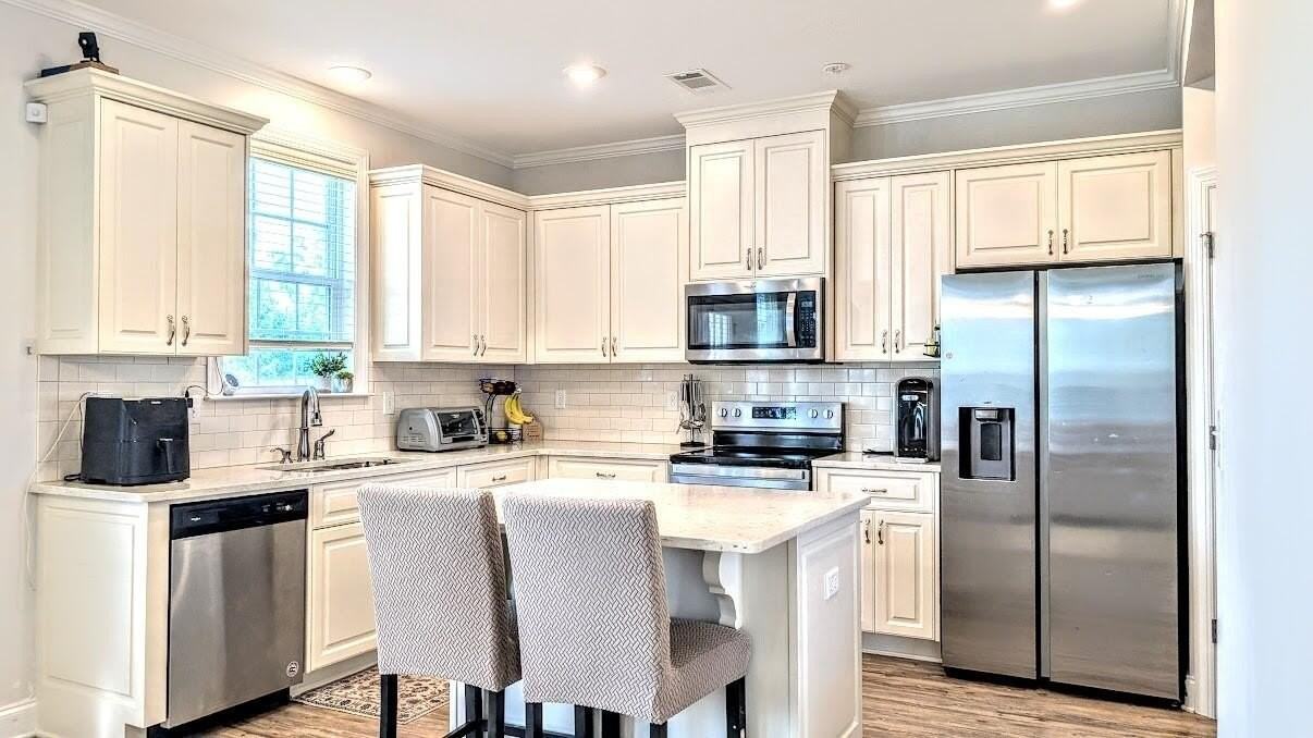 3113 Lobella Dr - Photo 7 of 15