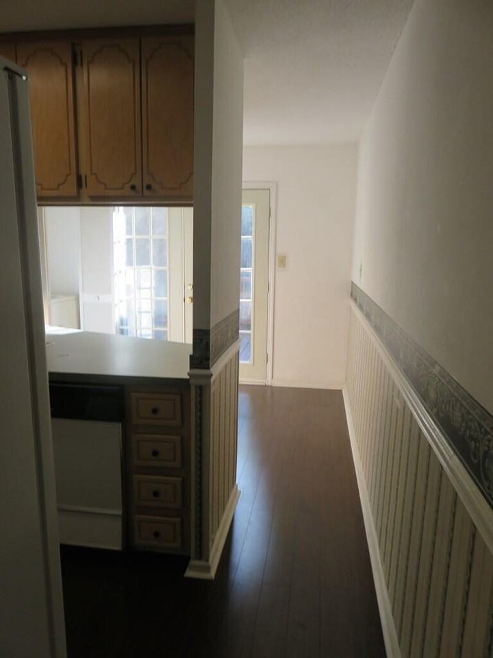 3508 Prestwick Dr - Photo 7 of 14