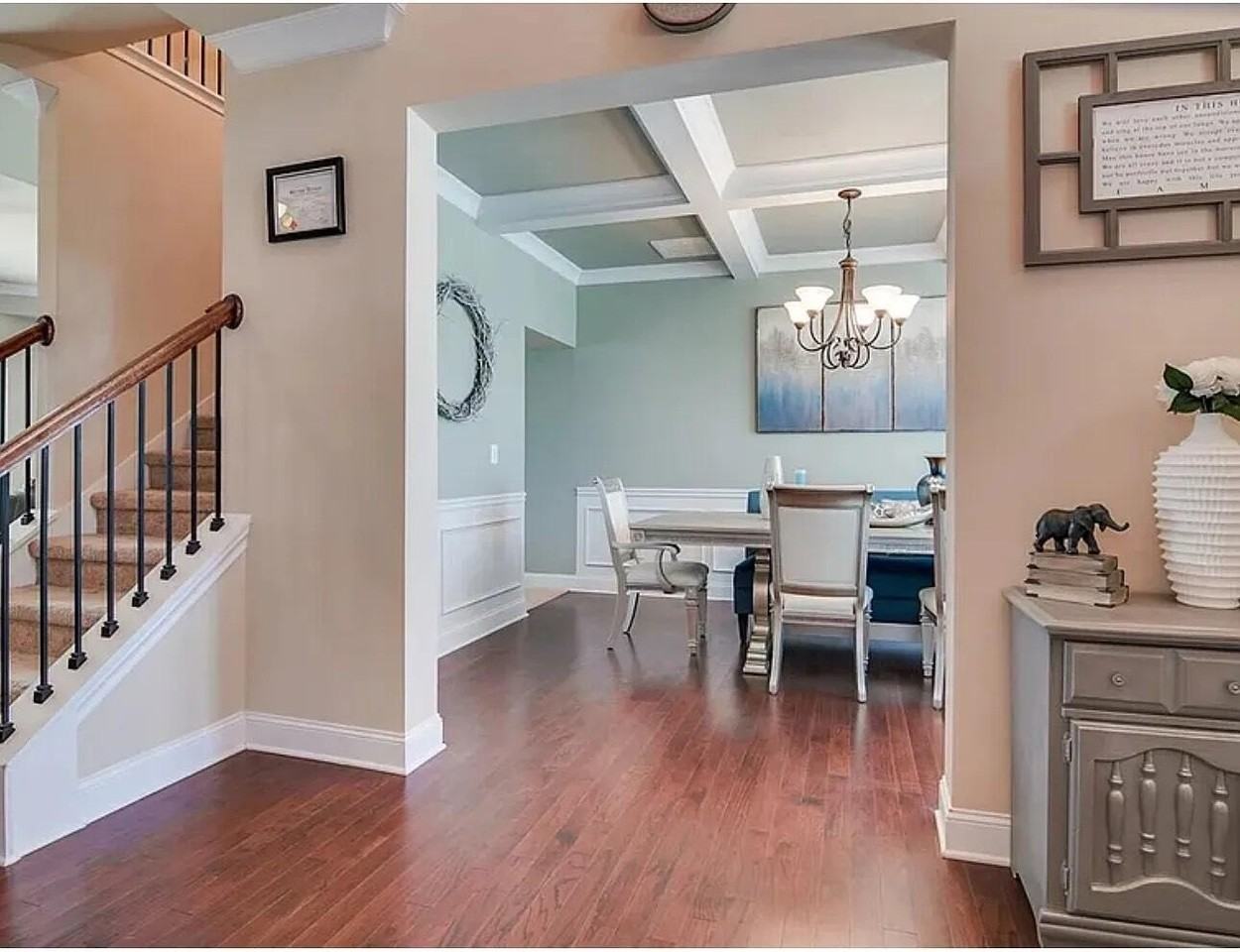 9032 Battle Ct - Photo 5 of 25