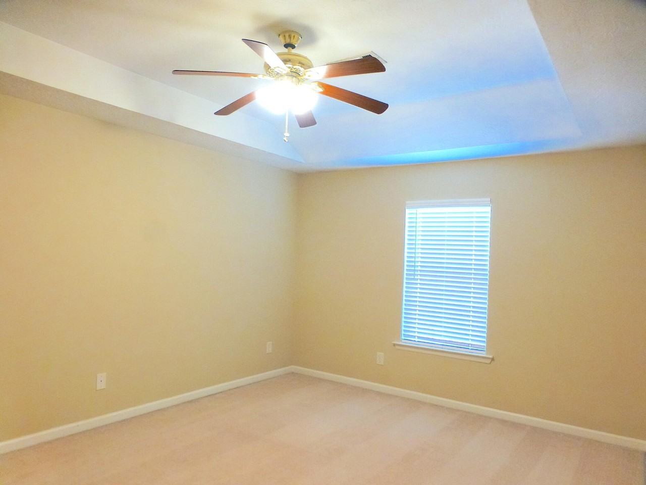 144 Brandimere Dr - Photo 4 of 9