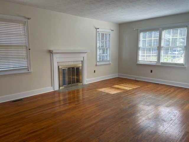 2567 N View Ave - Photo 7 of 14
