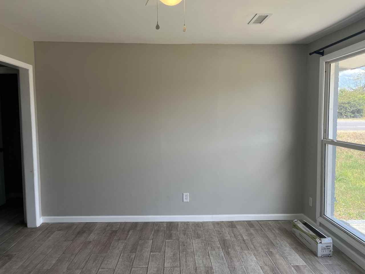 486 Metz Dr - Photo 4 of 17