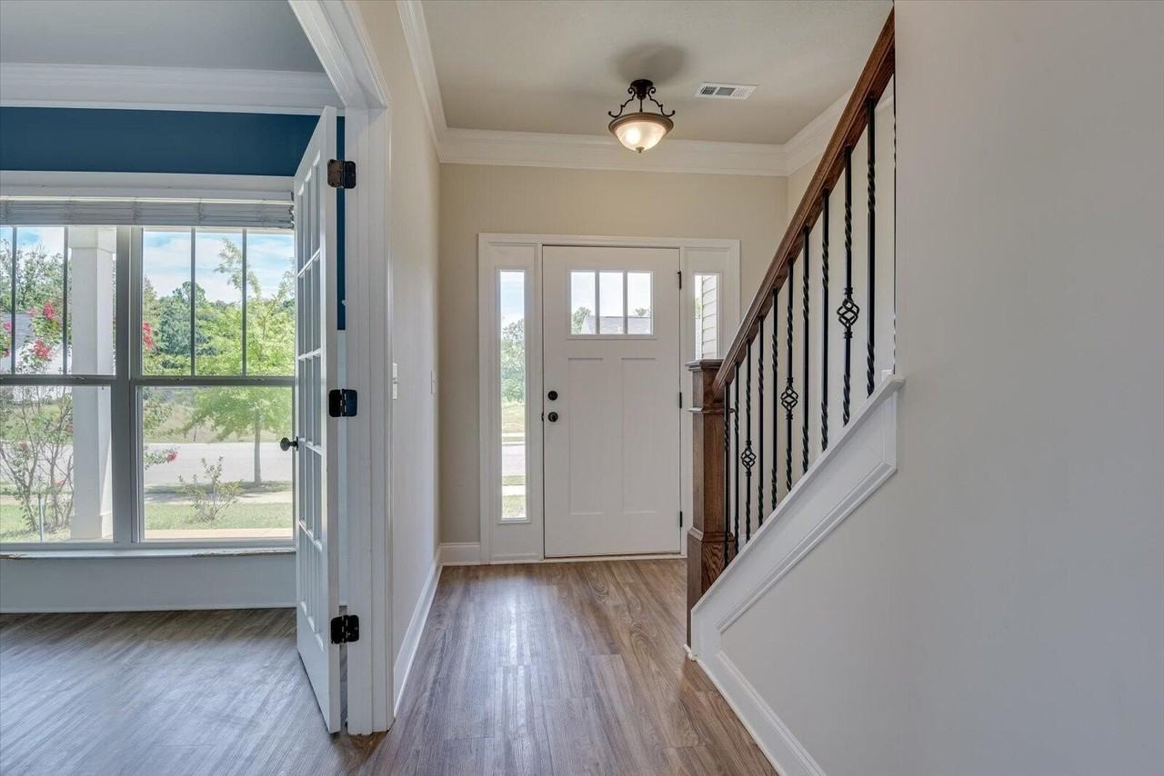 1232 Gregory Landing Dr - Photo 6 of 44