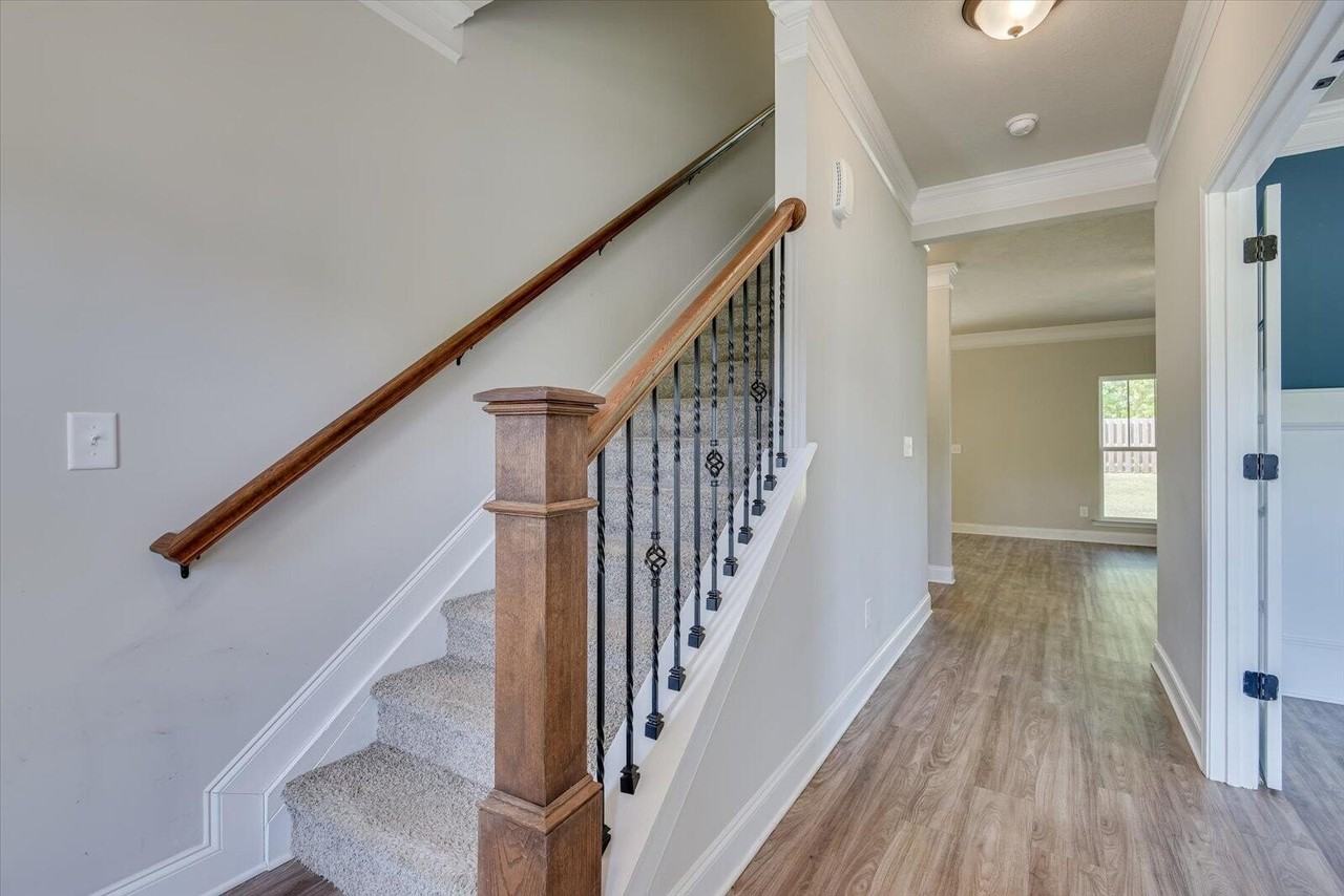 1232 Gregory Landing Dr - Photo 7 of 44