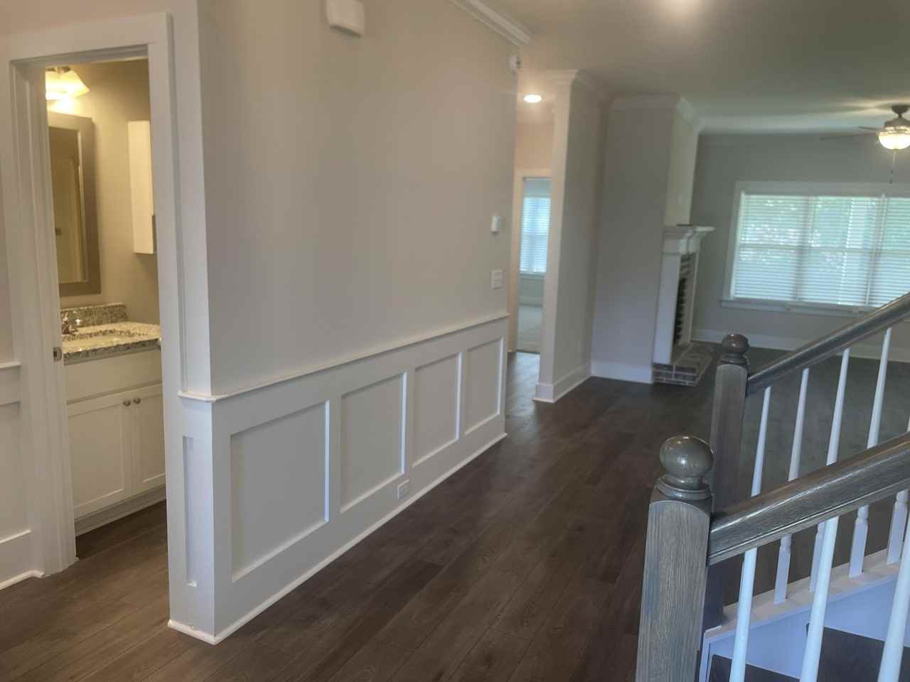 2342 Laurens St - Photo 4 of 35