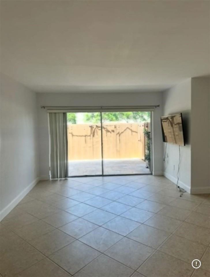 4240 Nw 79th Ave #1A - Photo 2 of 8