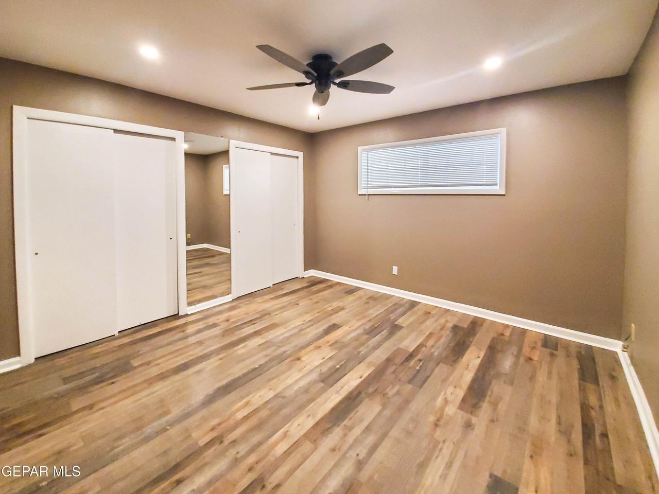 4311 N Stanton St - Photo 7 of 18