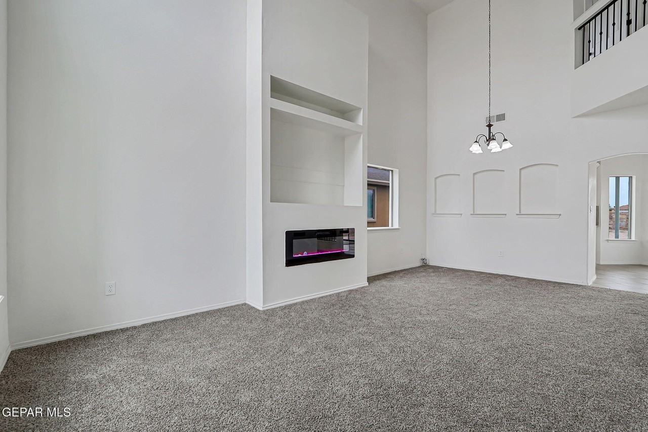 14188 Strata Rock Dr - Photo 5 of 40