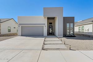 featured image of 325 Playa Vista Street