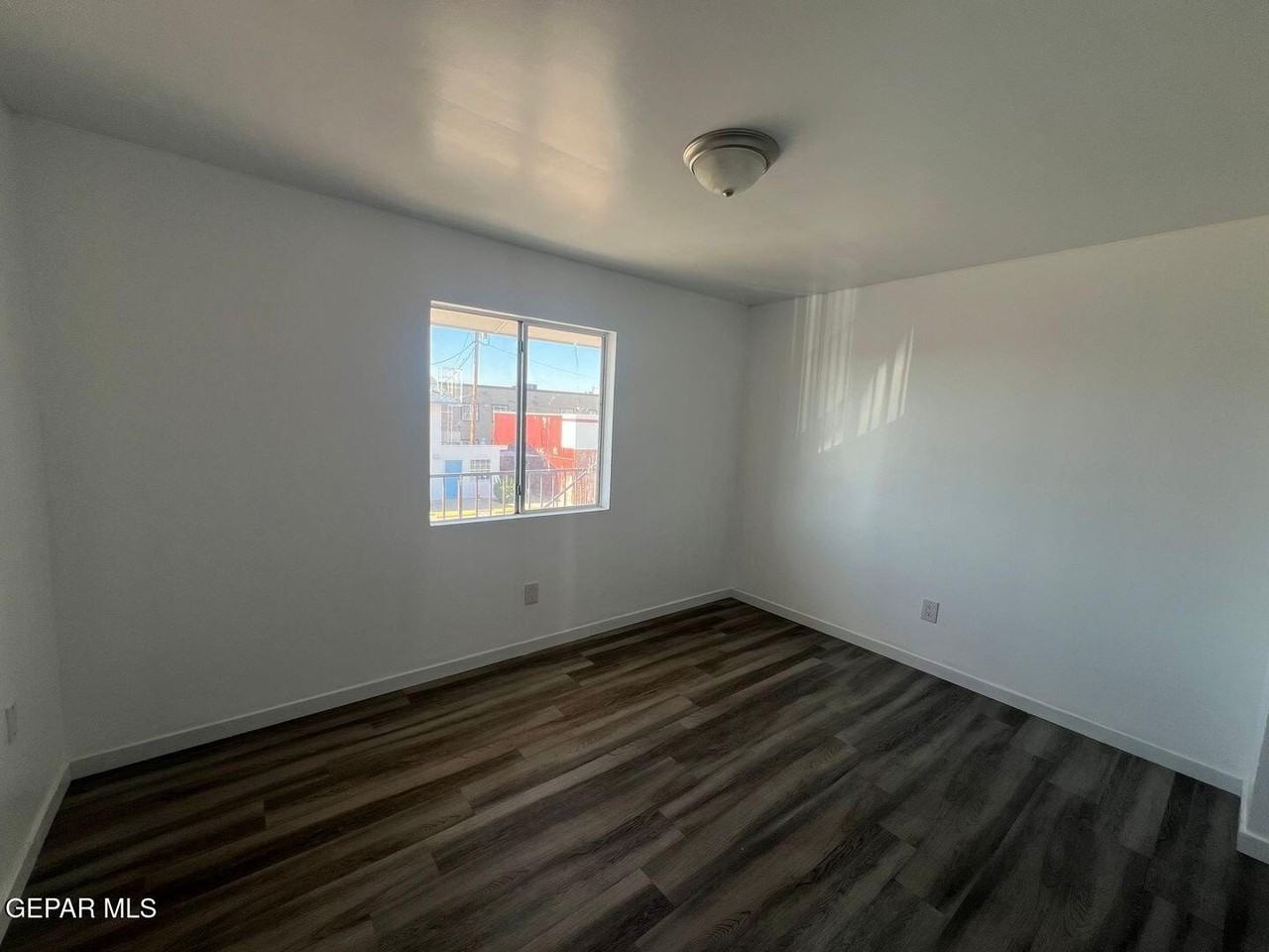 530 S Yarbrough Dr Apt 15 #15 - Photo 7 of 10