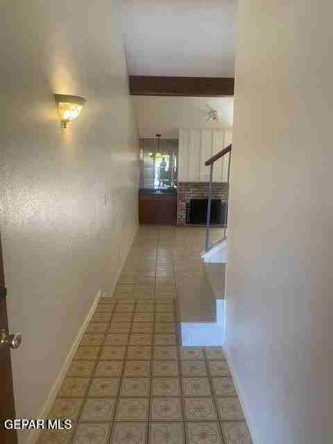 7041 Orizaba Ave Apt C #C - Photo 6 of 38
