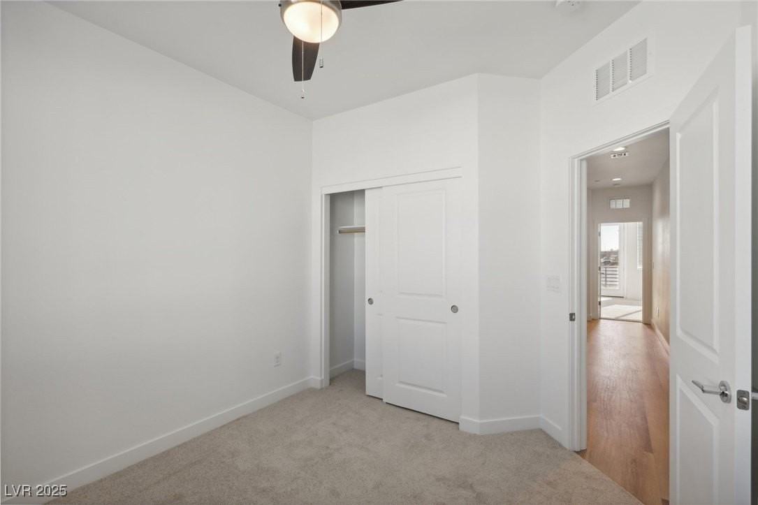 10511 Blossoming Hills Ave - Photo 5 of 12