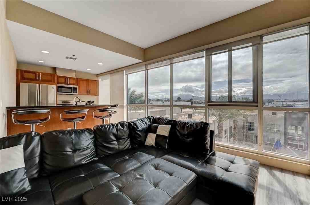 4525 Dean Martin Drive #410 - Photo 6 of 47