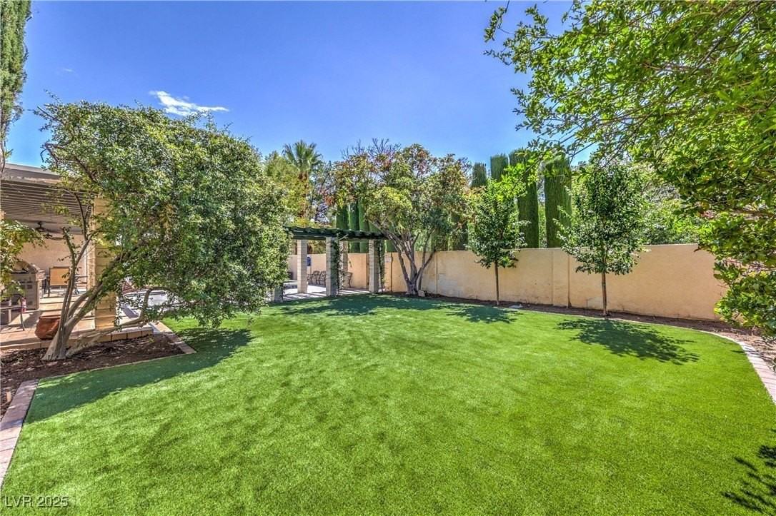 2701 Alta Dr - Photo 4 of 50