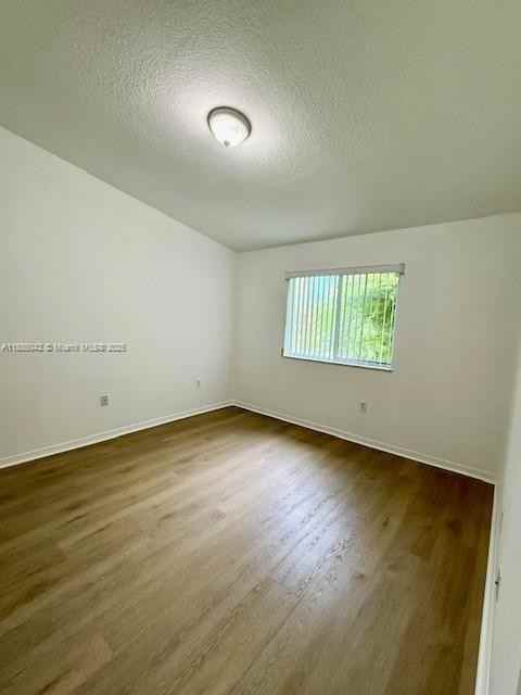 985 Ne 33rd Ter - Photo 7 of 7