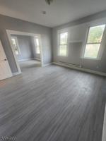 featured image of 1231 E Henry St