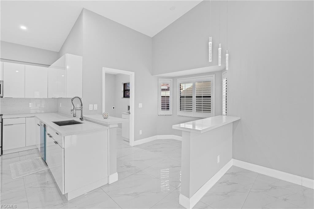 12630 Kelly Palm Drive - Photo 6 of 8