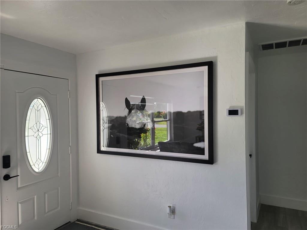 2507 East 2nd Street - Photo 3 of 8