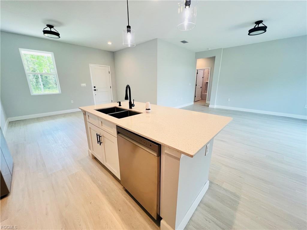 2718 Helen Pl - Photo 4 of 8