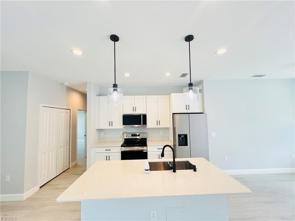 2718 Helen Pl - Photo 6 of 8