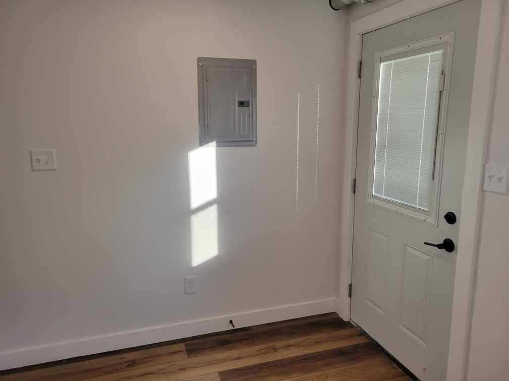 501 18th St - Photo 3 of 15