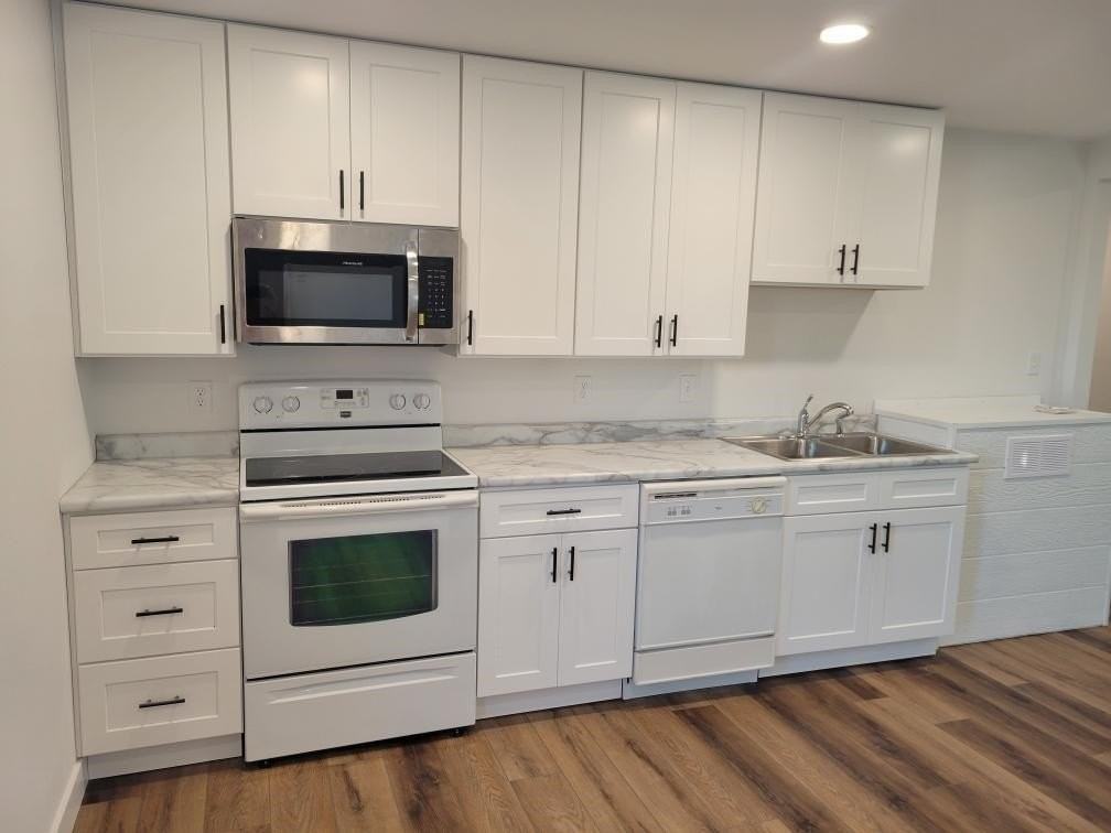 501 18th St - Photo 5 of 15