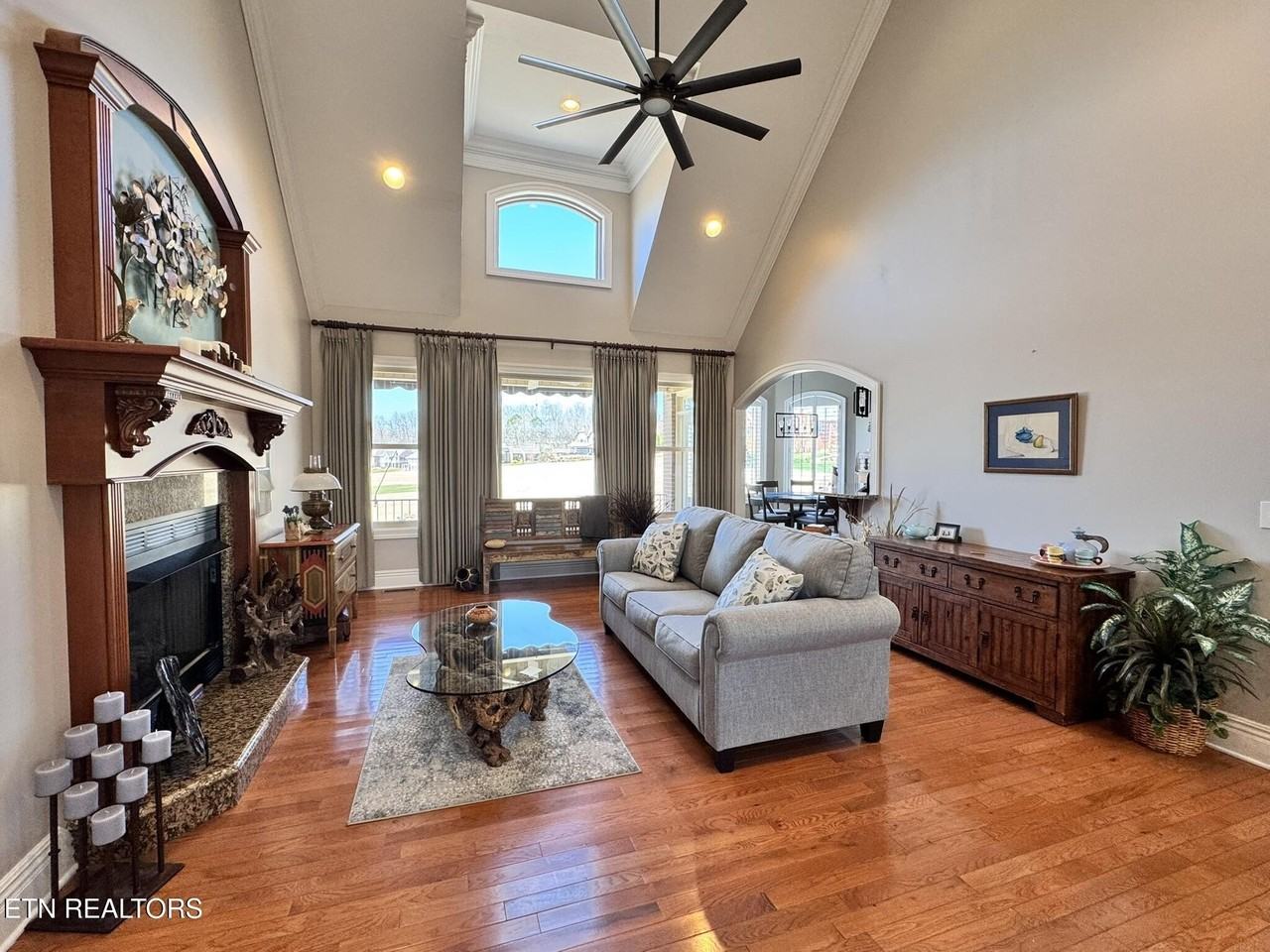 216 Osprey Circle - Photo 5 of 18