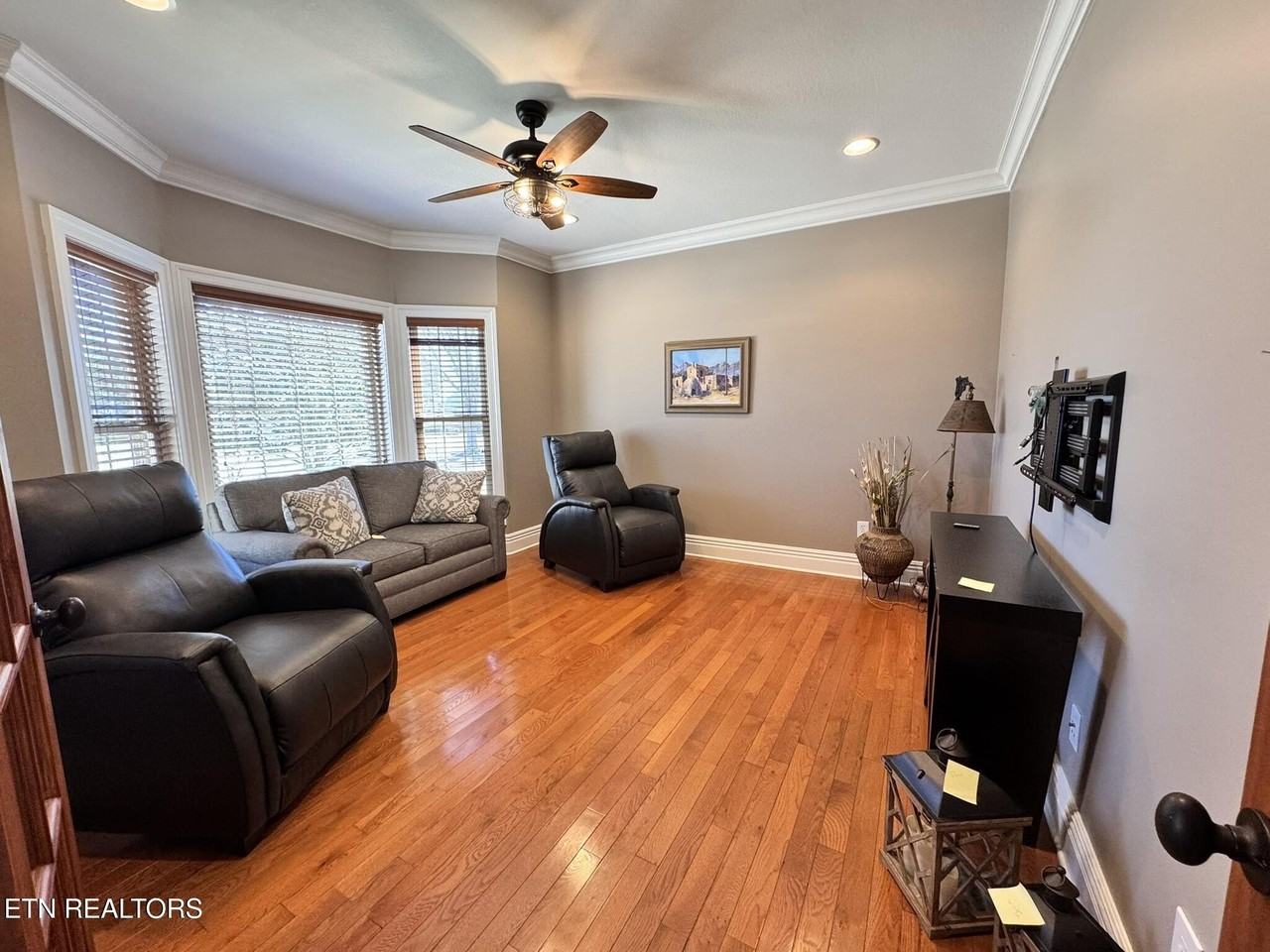 216 Osprey Circle - Photo 6 of 18