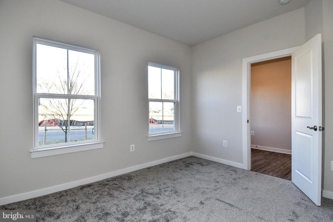 1767 Hickory Woods Rd - Photo 7 of 50